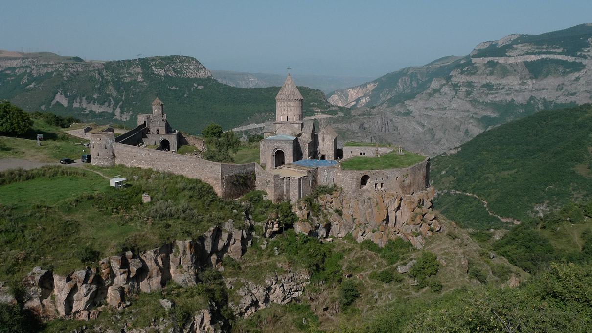 Tatev (IX s), Armeenia. 