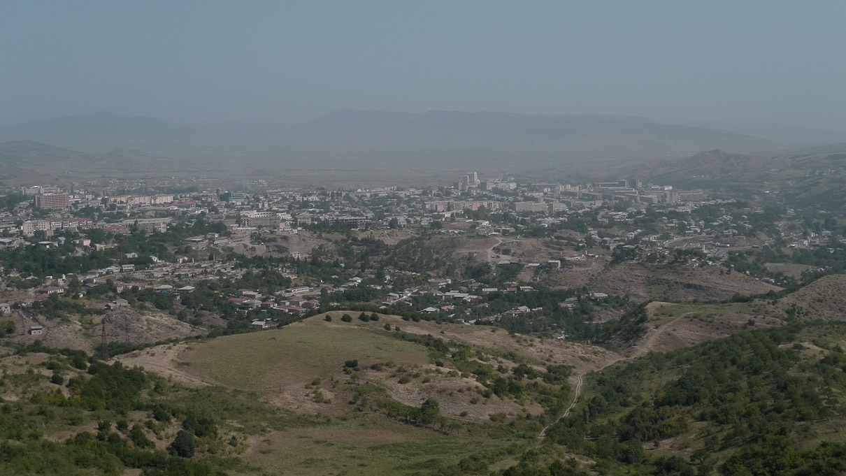 Stepanakert, Karabahh. Karabahhi pealinn Stepanakert eemalt. Väike pealinn.